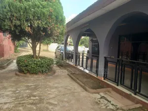 7bdrm House in Santasi, Kumasi Metropolitan for sale
