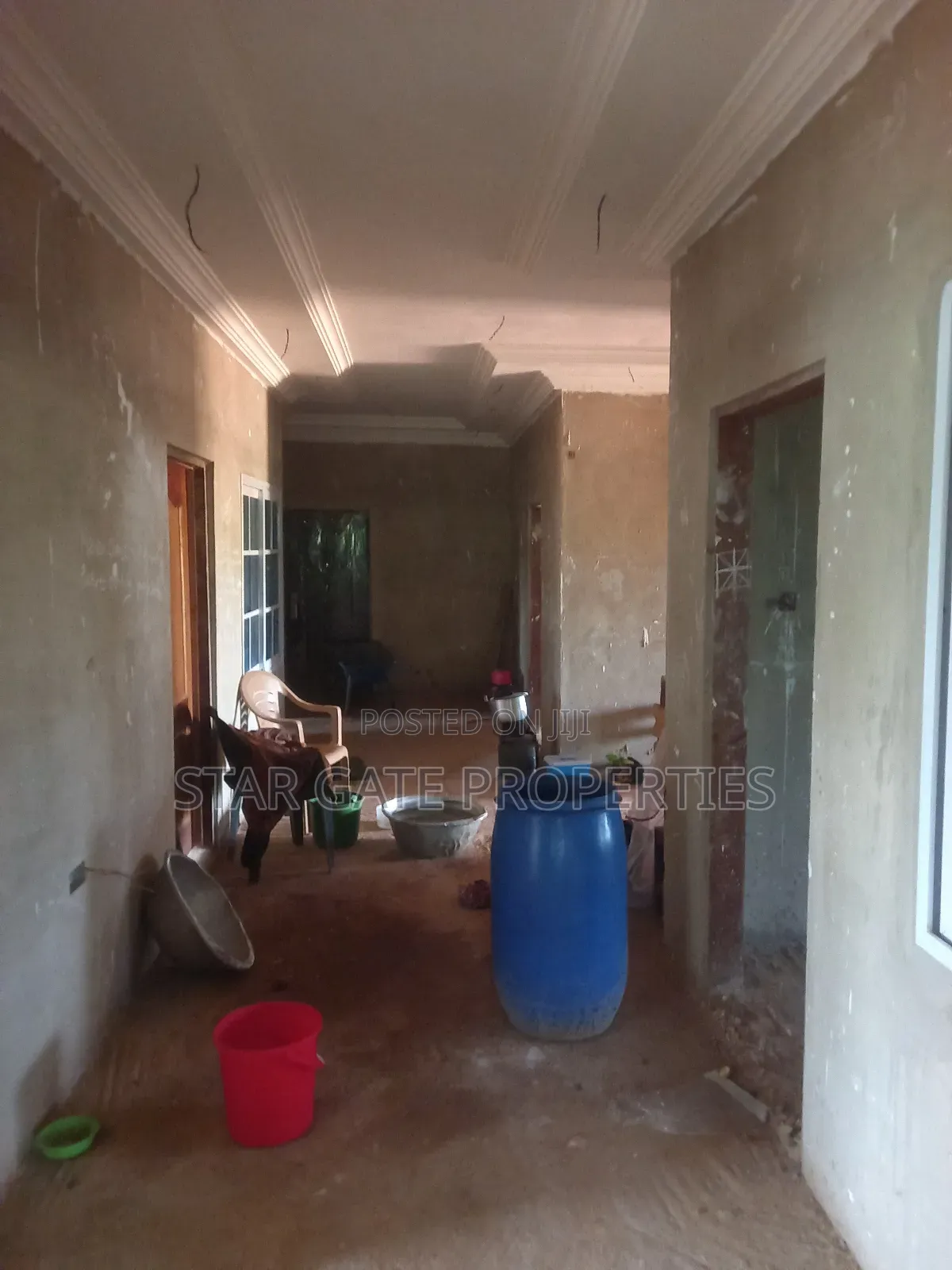 5bdrm House in Near Afari Military, Kumasi Metropolitan for sale