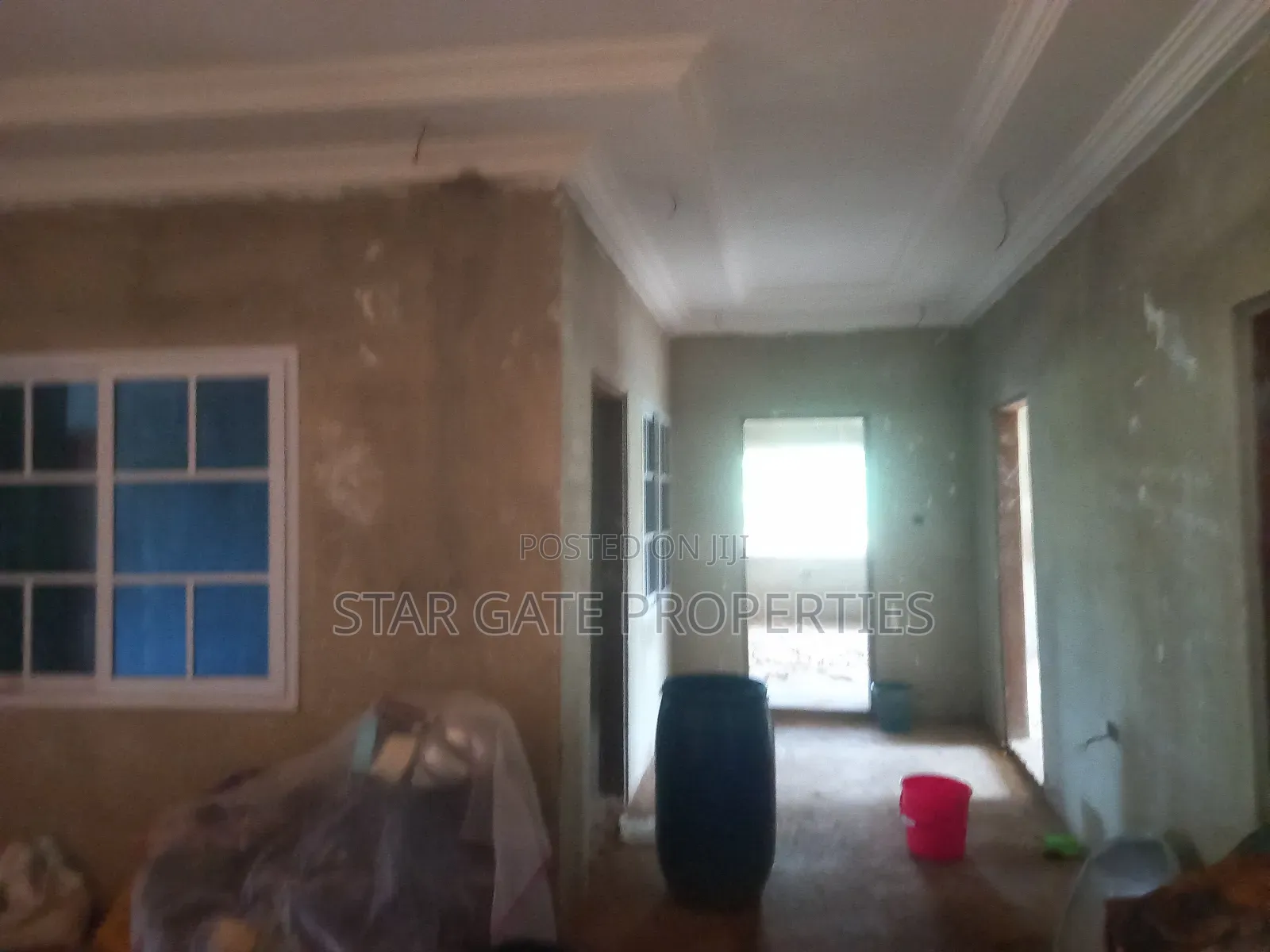 5bdrm House in Near Afari Military, Kumasi Metropolitan for sale