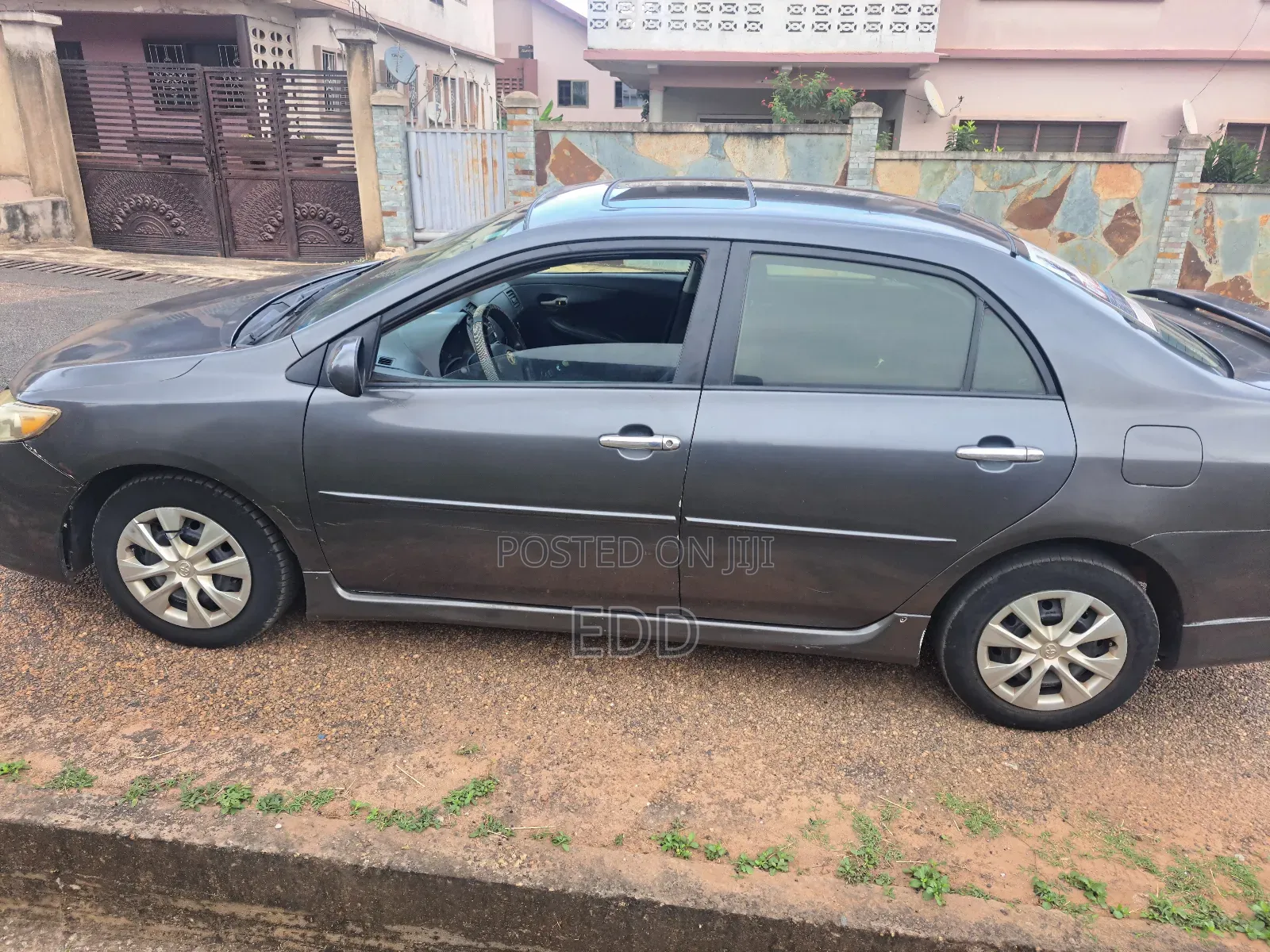 Toyota Corolla LE 4dr Sedan (1.8L 4 cyl 4A) 2009 Gray
