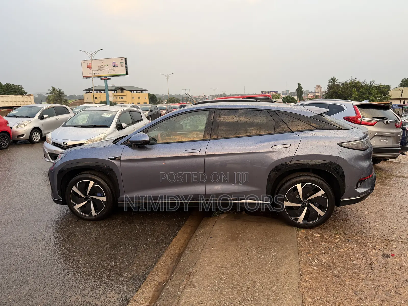New BYD Sealion 7 EV 523hp AWD 2025 Gray