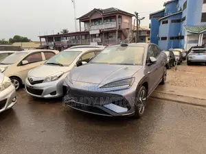 New BYD Sealion 7 EV 523hp AWD 2025 Gray
