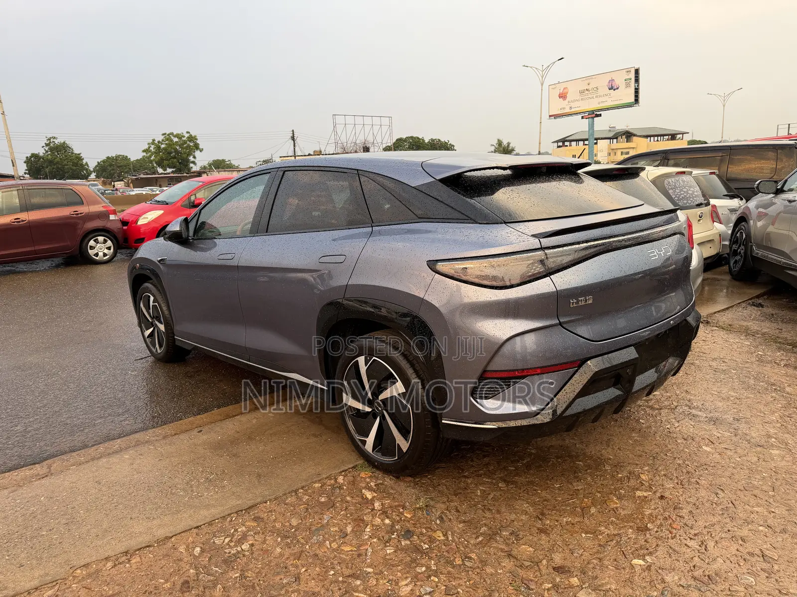New BYD Sealion 7 EV 523hp AWD 2025 Gray