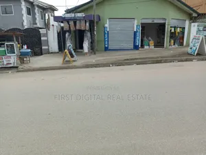 3 Bedroom 3 Stores Main Road Directly for Sale