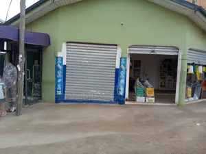 3 Bedroom 3 Stores Main Road Directly for Sale