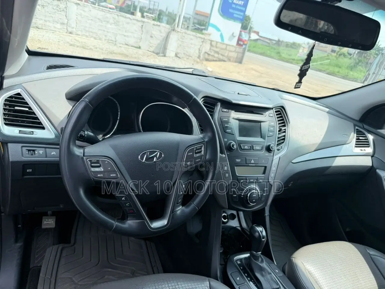 Hyundai Santa Fe SE AWD 2016 Gray