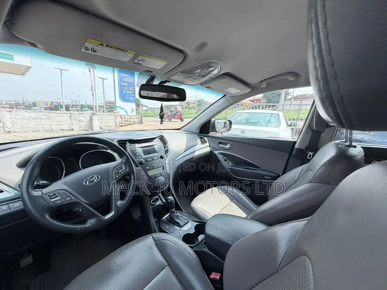 Hyundai Santa Fe SE AWD 2016 Gray