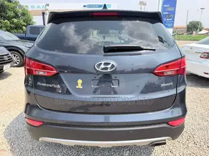Hyundai Santa Fe SE AWD 2016 Gray