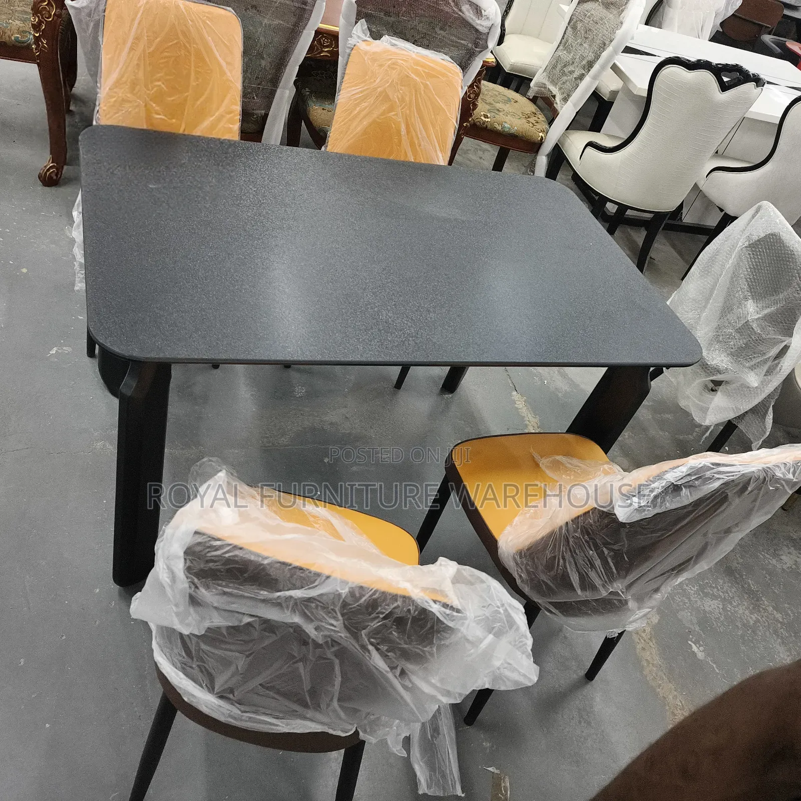 Swedish Dining Set (4 Seater Cz-A13-M4)