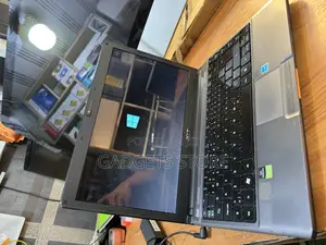 Laptop Acer 4GB Intel HDD 500GB