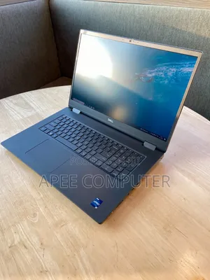 Laptop Dell Precision 7780 64GB Intel Core I9 SSD 1T