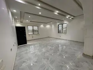 5bdrm House in Kronum Abuohia, Kumasi Metropolitan for sale