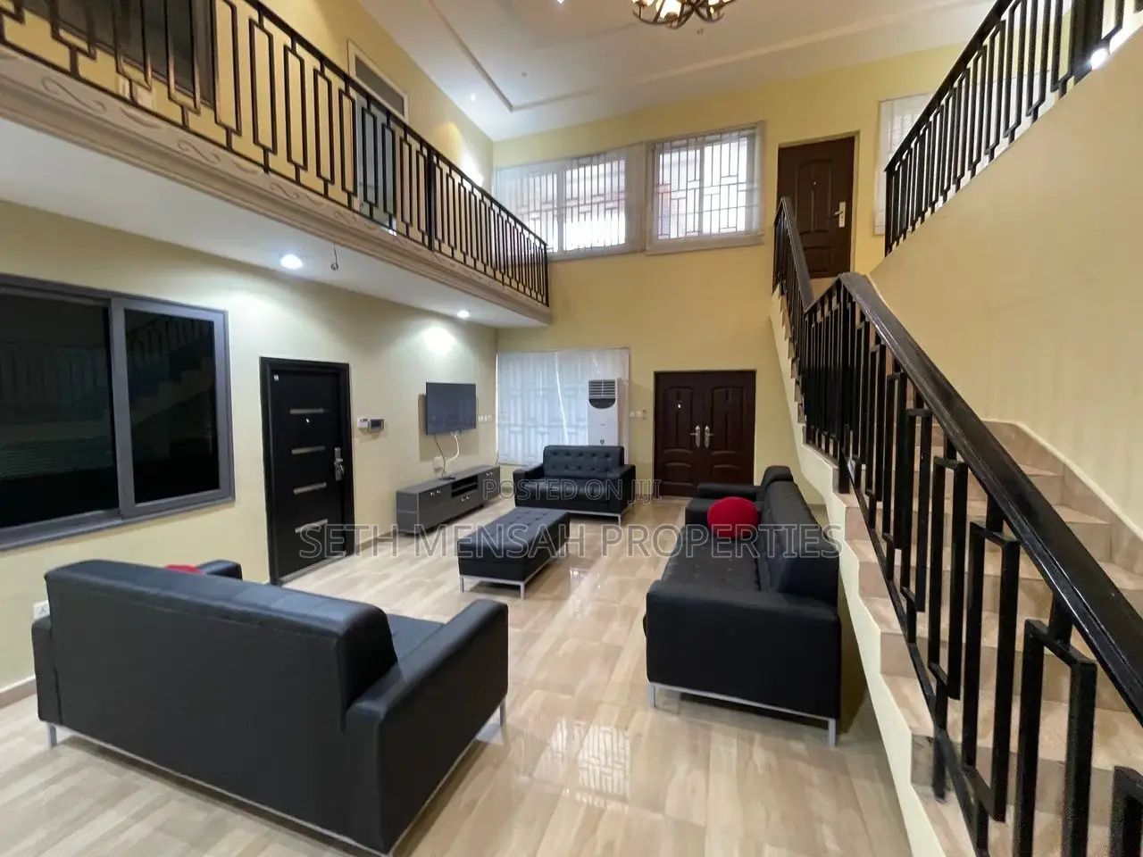6bdrm House in Skm, Fan Milk for sale
