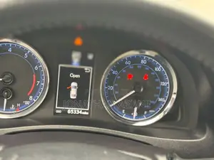 Toyota Corolla 2018 Silver