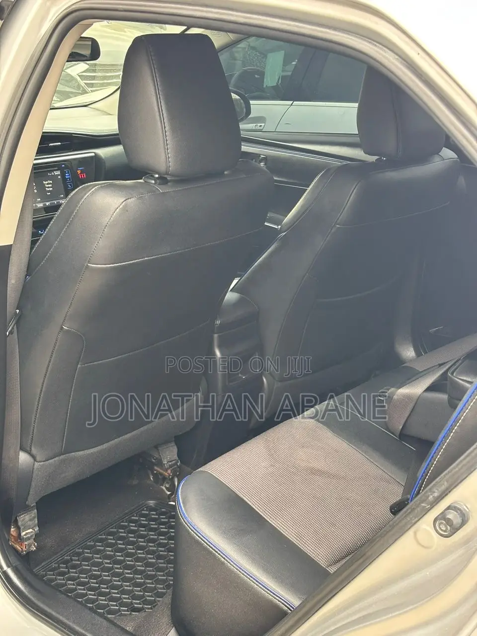 Toyota Corolla 2018 Silver