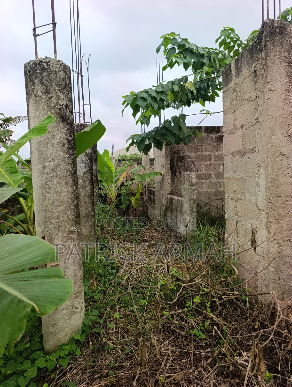 8bdrm Block of Flats in Kumasi Metropolitan for sale