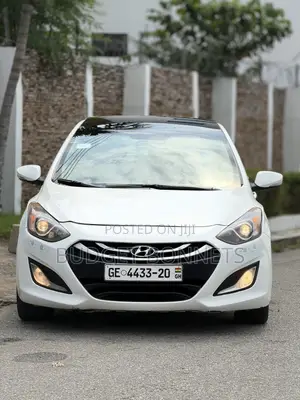 Hyundai Elantra Limited Sedan FWD (1.8L 4cyl 6A) 2016 White