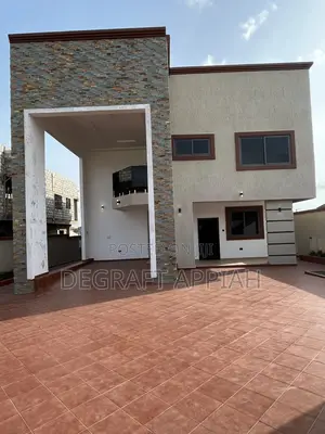 5bdrm House in Agric Nzema, Kumasi Metropolitan for sale