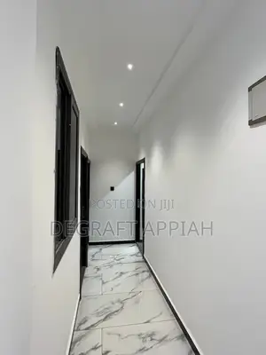 5bdrm House in Agric Nzema, Kumasi Metropolitan for sale