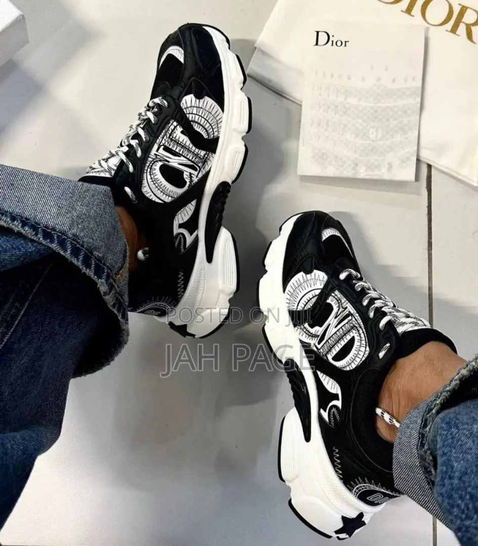 Dior Chrono Sneakers