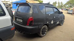 Kia Carens 2002 Black