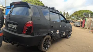 Kia Carens 2002 Black