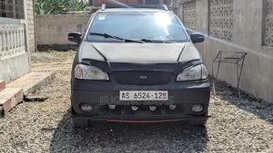 Kia Carens 2002 Black