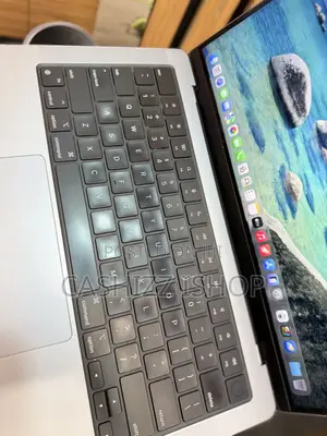Laptop Apple MacBook Pro 2023 M3 14-Inch 8GB Apple M3 SSD 512GB