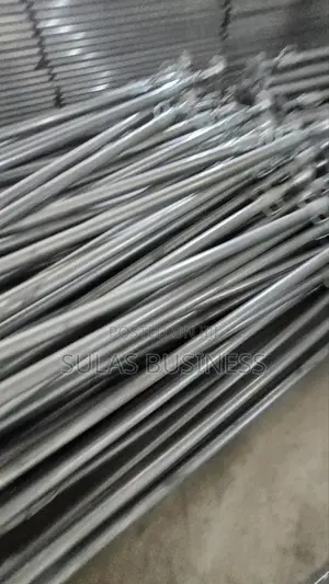 Adjustable Props for Concrete Casting