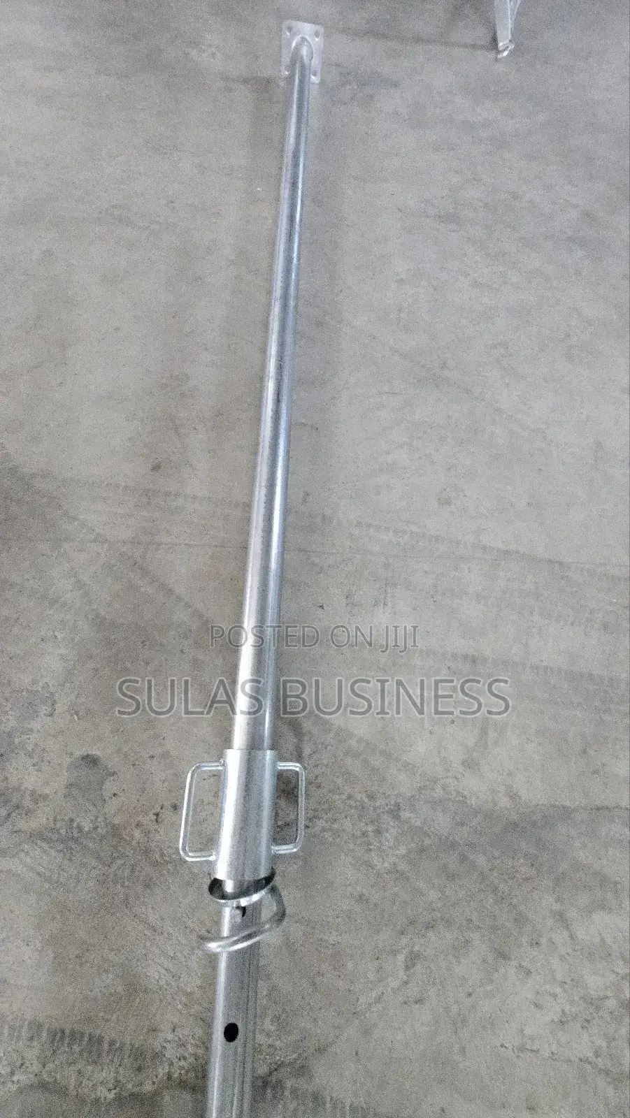 Adjustable Props for Concrete Casting