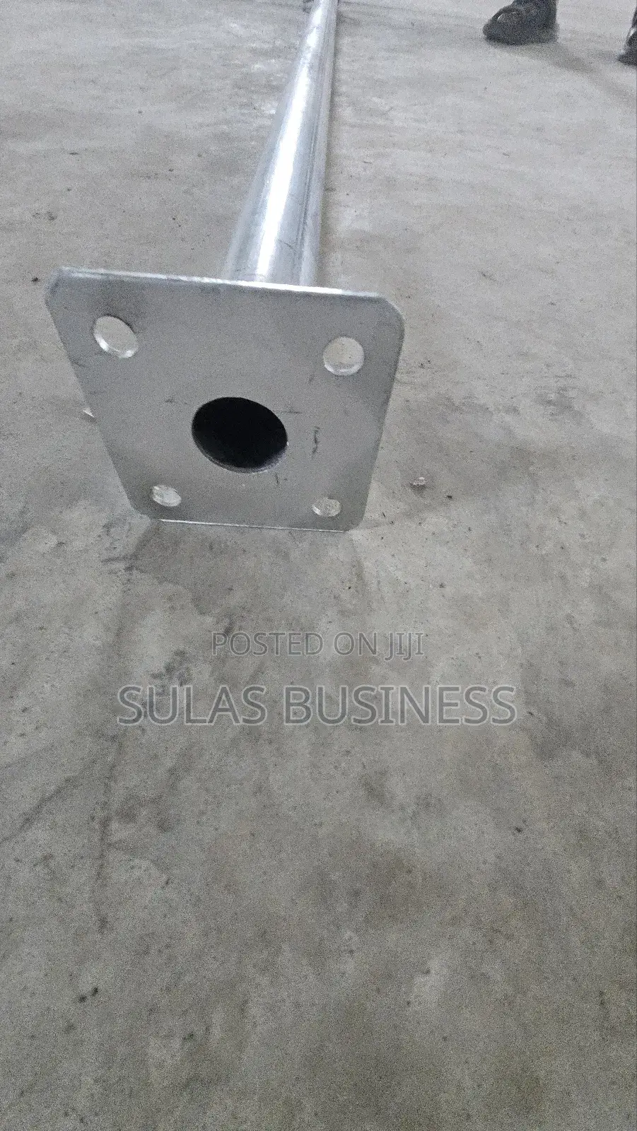 Adjustable Props for Concrete Casting