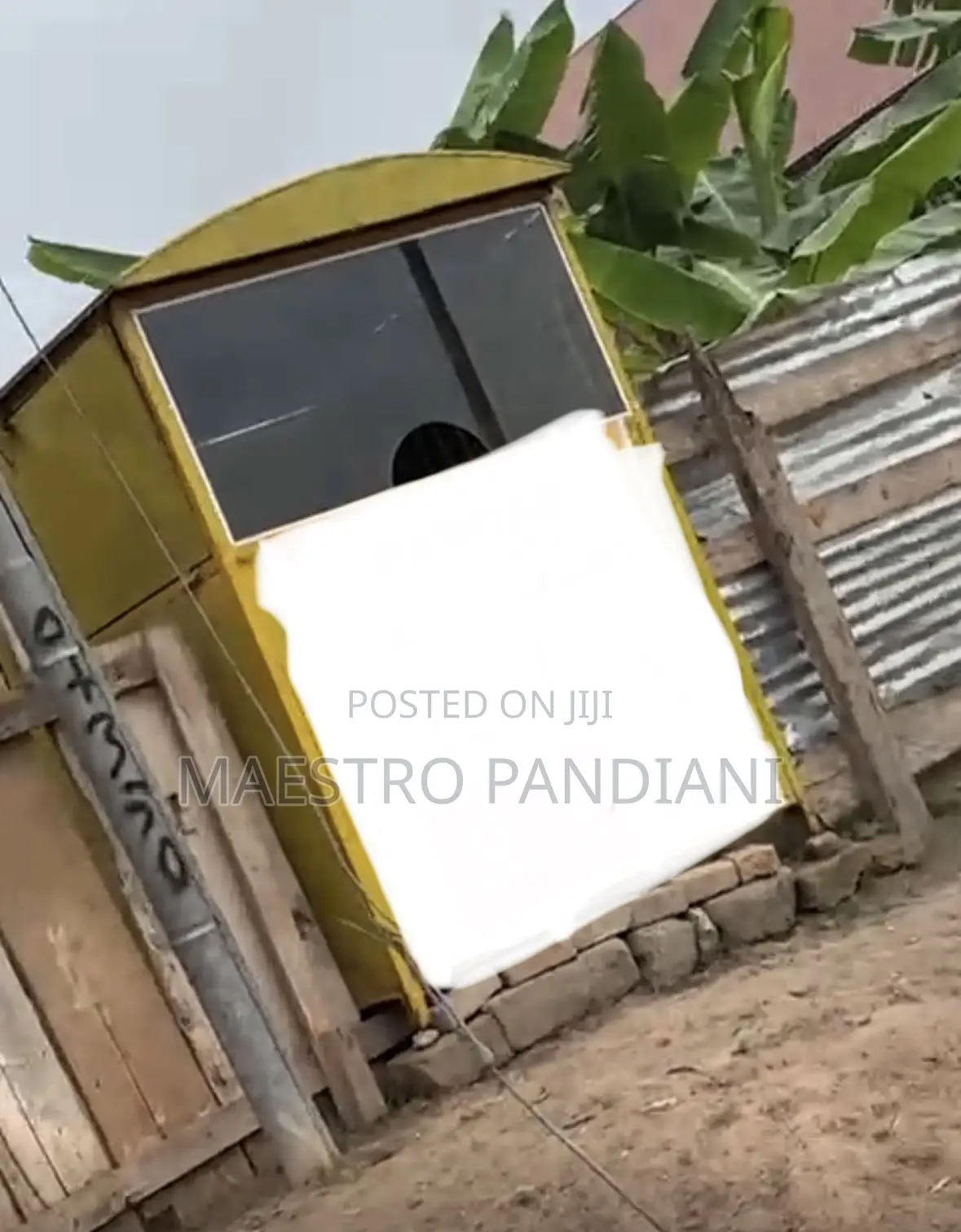 Momo Container