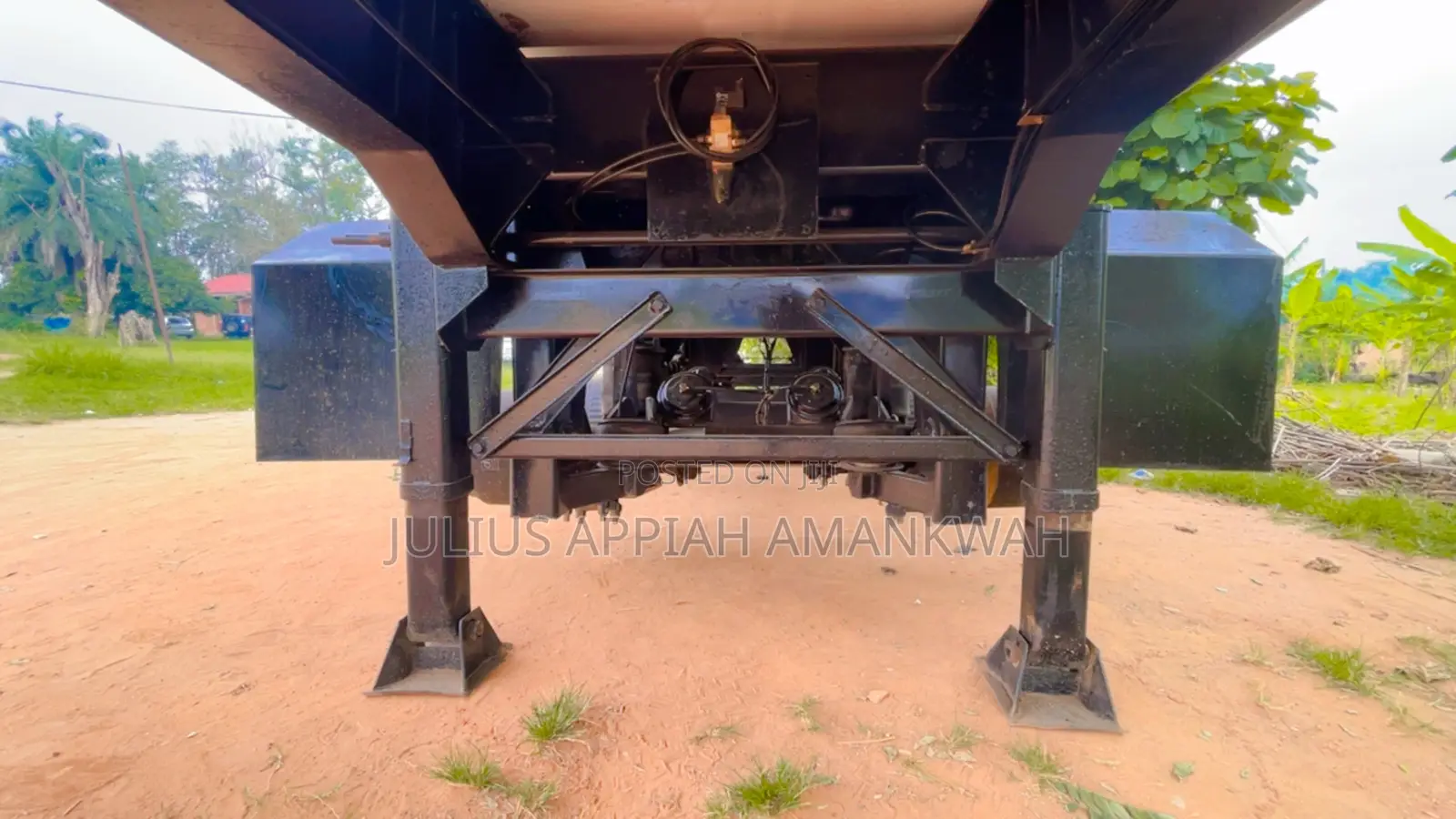 Mammut Tipping Trailer