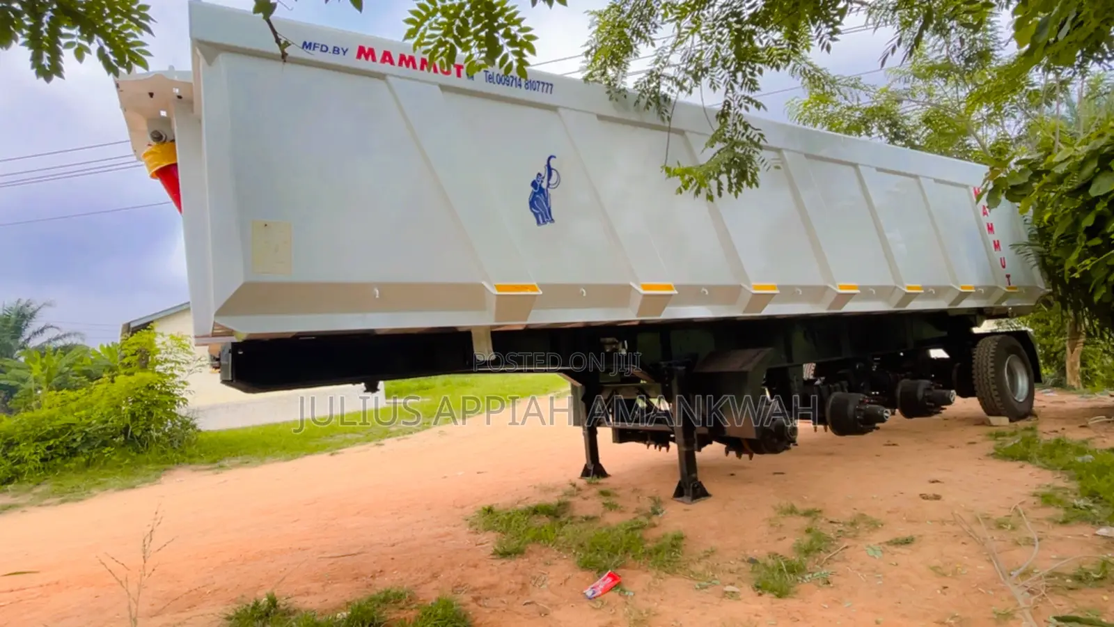 Mammut Tipping Trailer