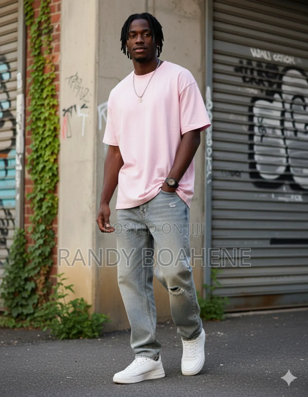 Plane White and Pink Round Neck