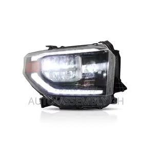 Toyota Tundra 2014-21 Headlight Pair