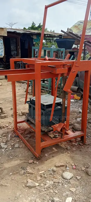 Manufacturing Machine for Blocks