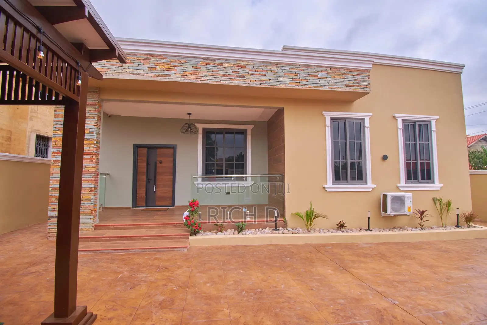 3bdrm House in Community 25 for sale