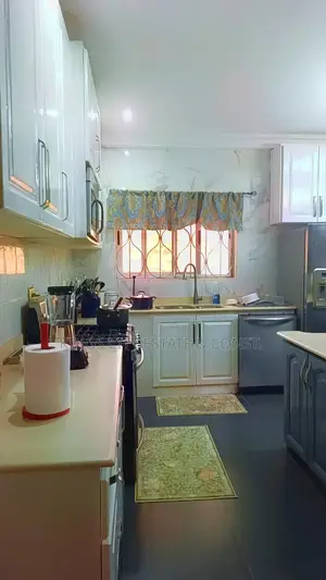 4bdrm House in Choice, Weija for sale