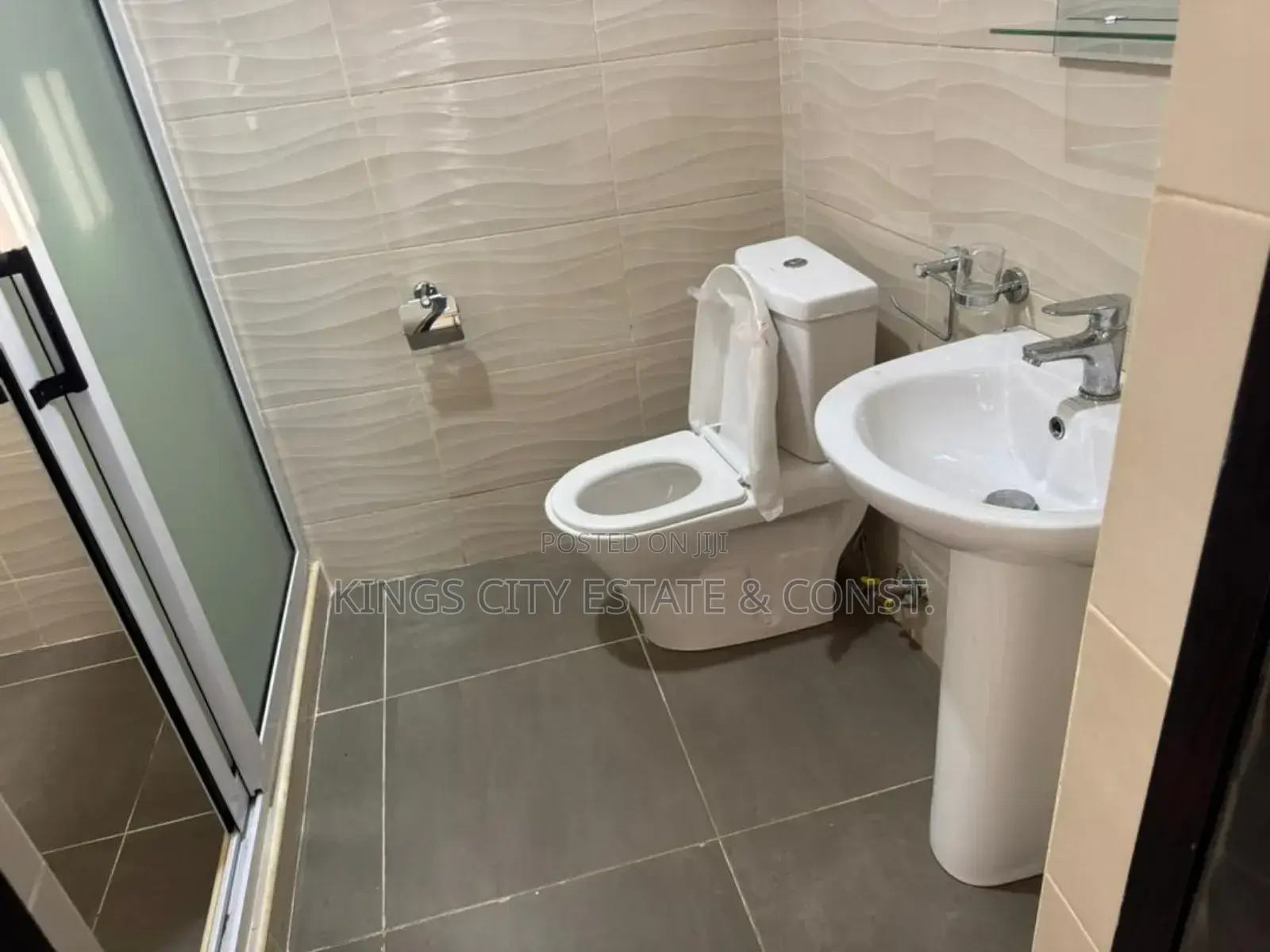 4bdrm House in Choice, Weija for sale