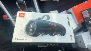JBL Charge 6