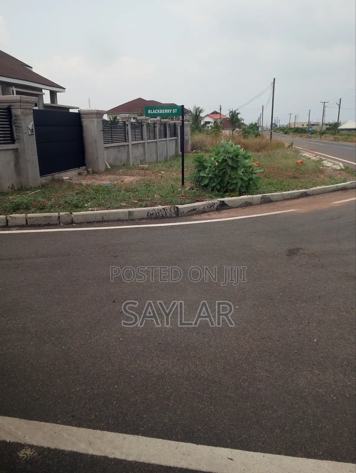 2 Plots for Sale Comm24 Well Paved Roads Area