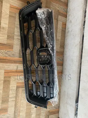 Honda Crv 2023-2024 Front Grille/Shell