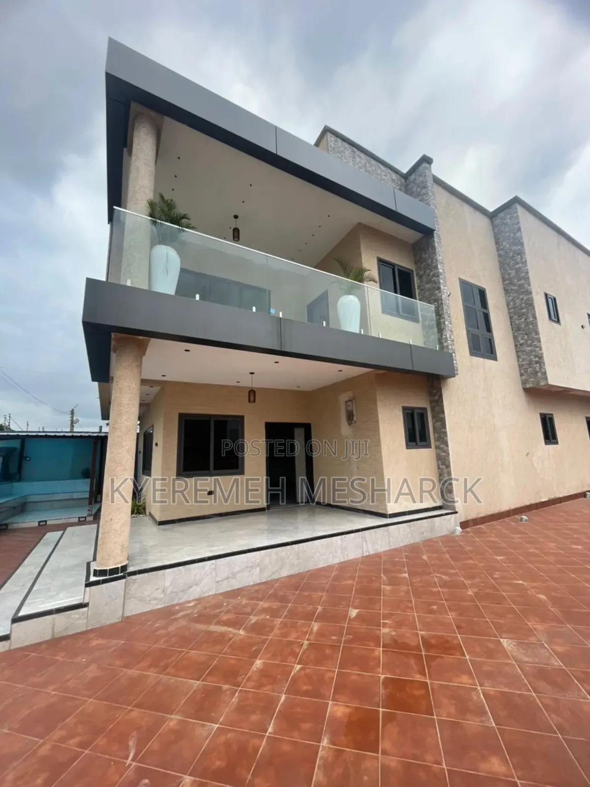 4bdrm Duplex in Ashongman Paraku, Agbogba for sale
