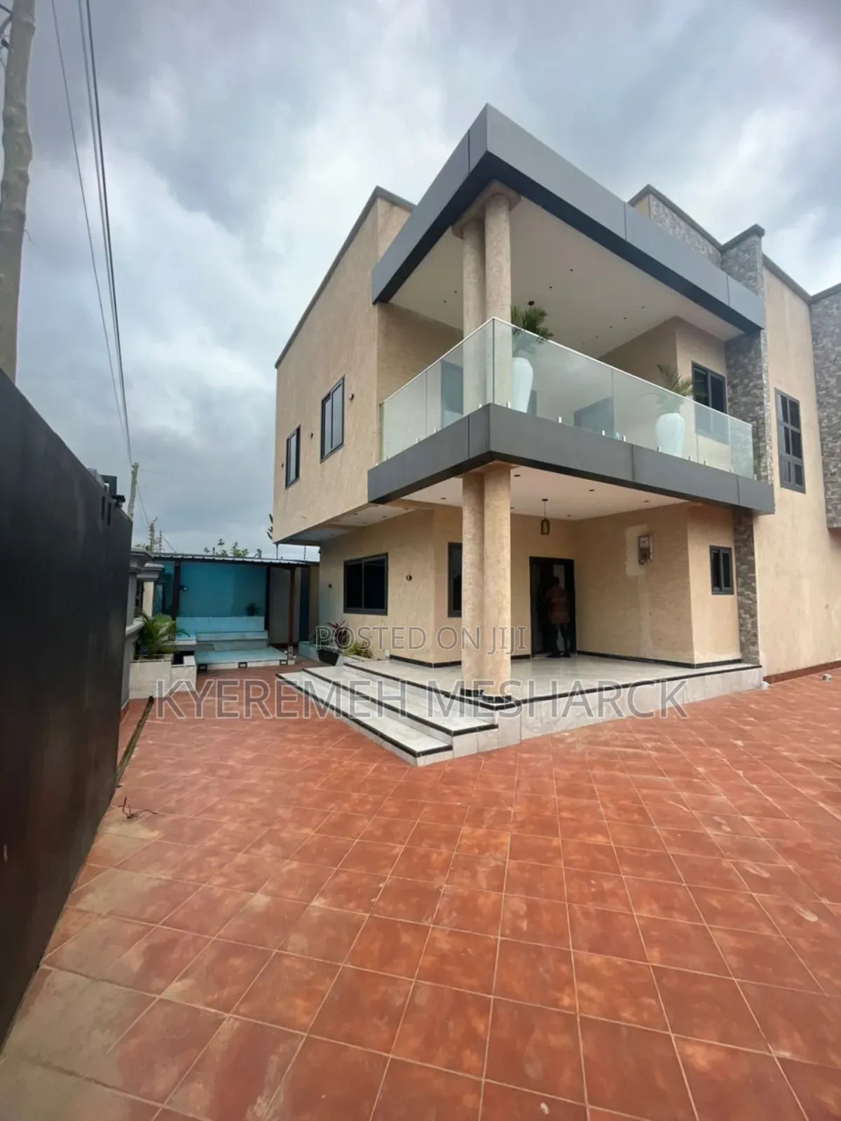 4bdrm Duplex in Ashongman Paraku, Agbogba for sale