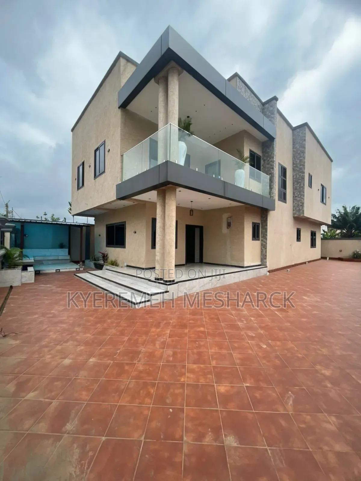 4bdrm Duplex in Ashongman Paraku, Agbogba for sale