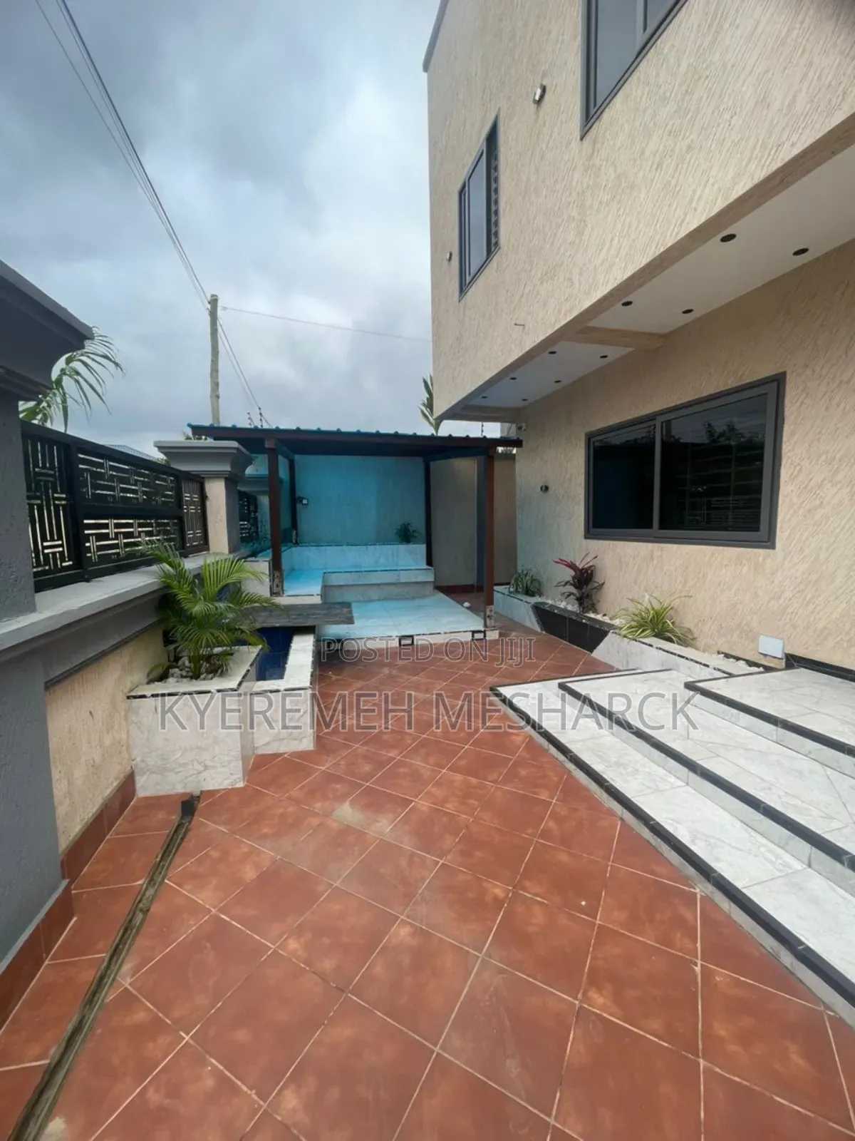 4bdrm Duplex in Ashongman Paraku, Agbogba for sale