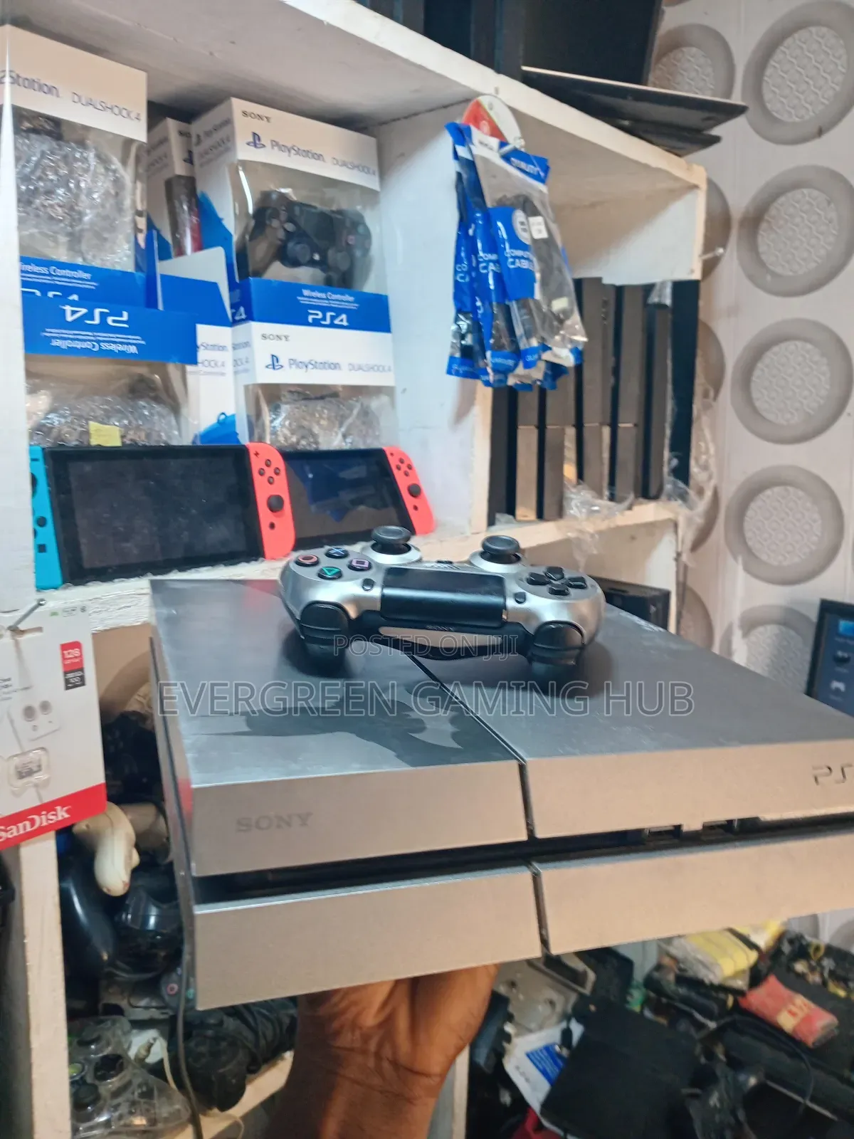 Customised Ps4 Standard Jailbreak With 17 Games