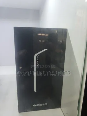New Samsung Galaxy S25 128 GB Black