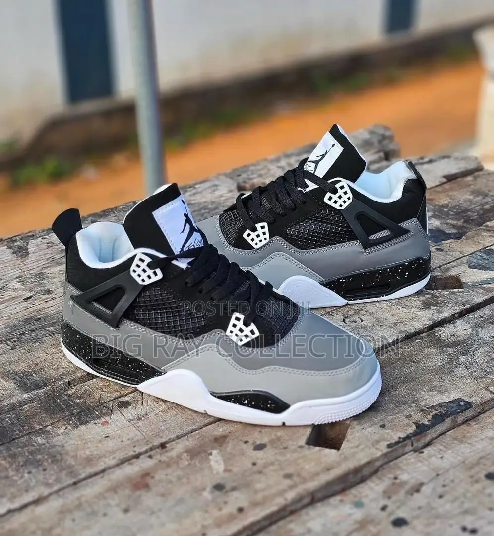 Jordan 4 Retro 'fear' 2024